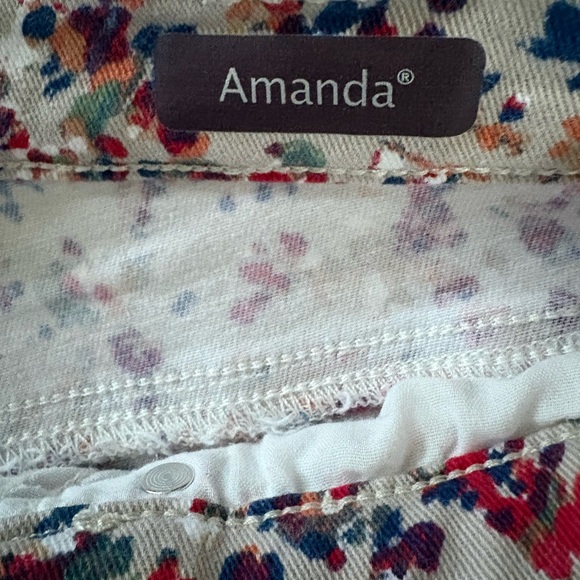 Gloria Vanderbilt Multicolor Floral Pants - Picture 3 of 6